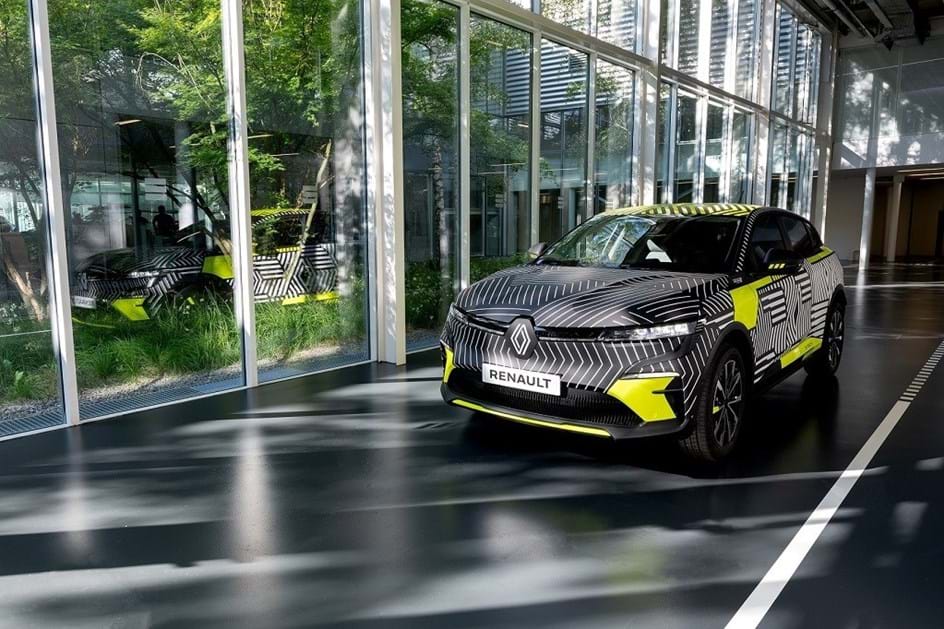Aposta forte: Renault mostra MéganE E-Tech Electric
