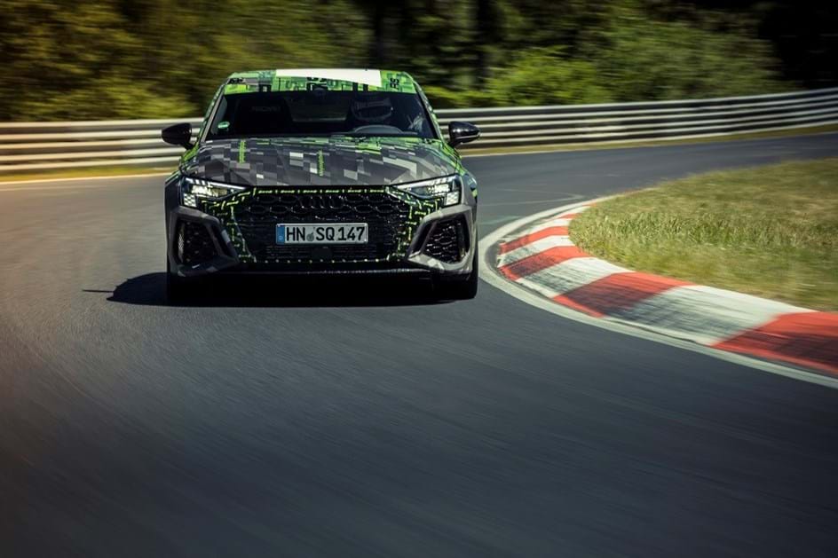 Audi RS3 já bate recordes no 'inferno verde' de Nürburgring