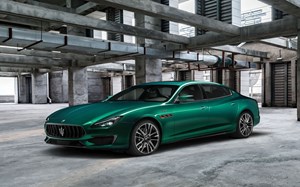 Maserati Quattroporte - Sedan 4 portas