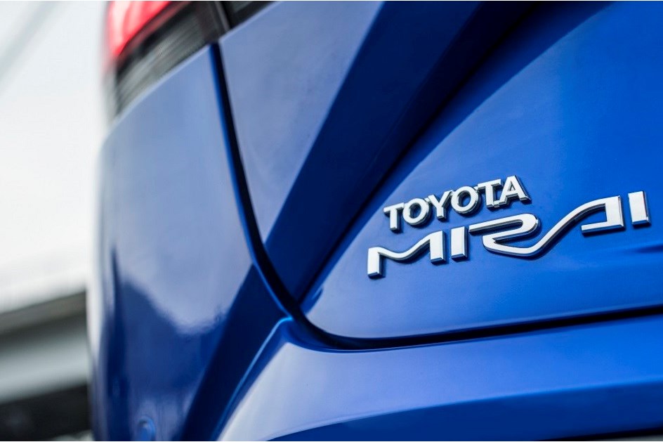 Toyota reduz 15% da produção por falta de 'chips'