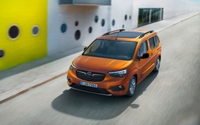 L1H1 STD 136 50KWh Edition Plus 5p S/S