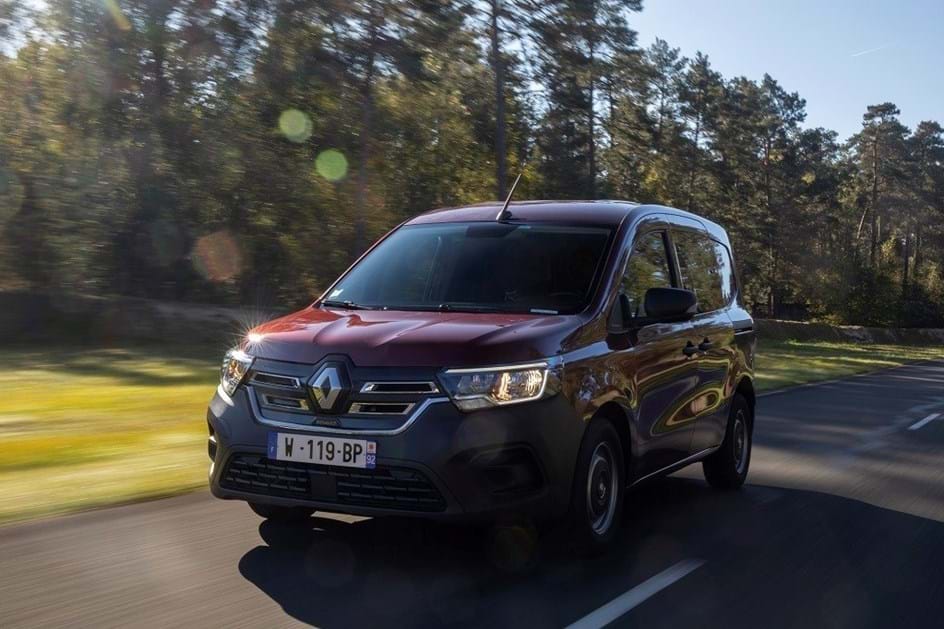Renault Kangoo e Mercedes Citan eleitos comerciais do ano