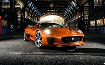 Tem 1 milhão de euros a mais? Jaguar C-X75 de James Bond está à venda