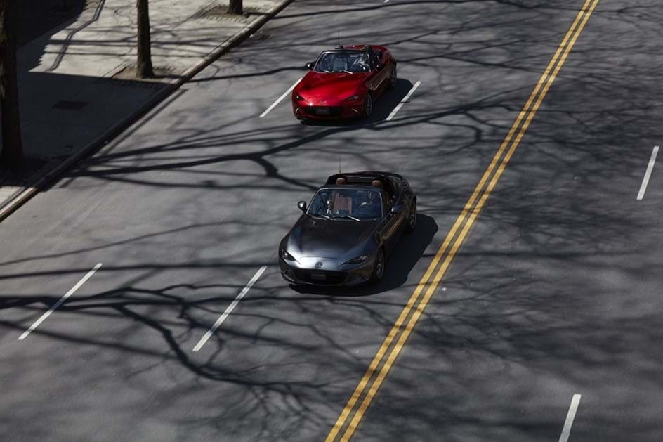 Mazda MX-5 vai atacar melhor as curvas em 2022