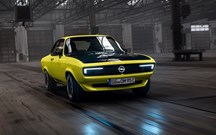 Opel Manta GSe ElektroMOD vencedor em Paris
