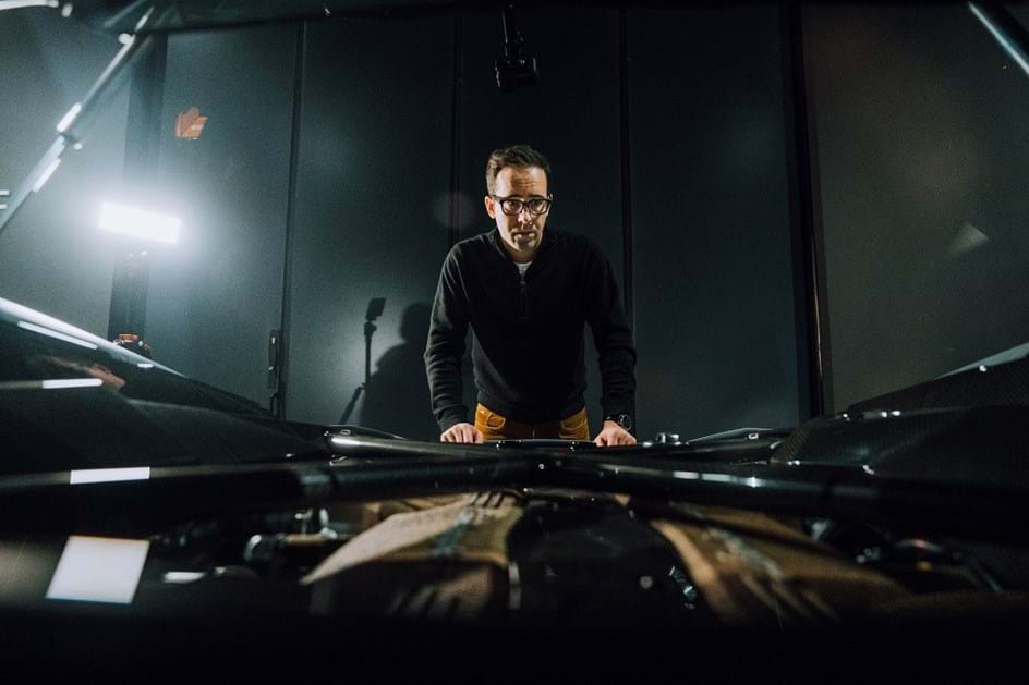 Lamborghini leiloa primeiro NFT: um Aventador Ultimae no espaço