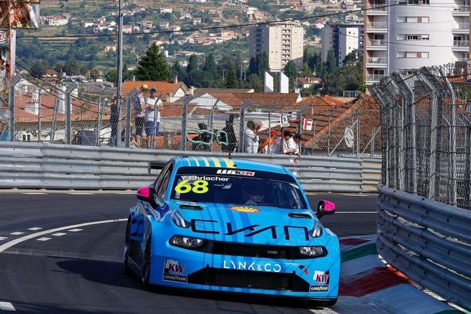 LusoMotores - Tiago Monteiro fechou a época do FIA WTCR em Aragon
