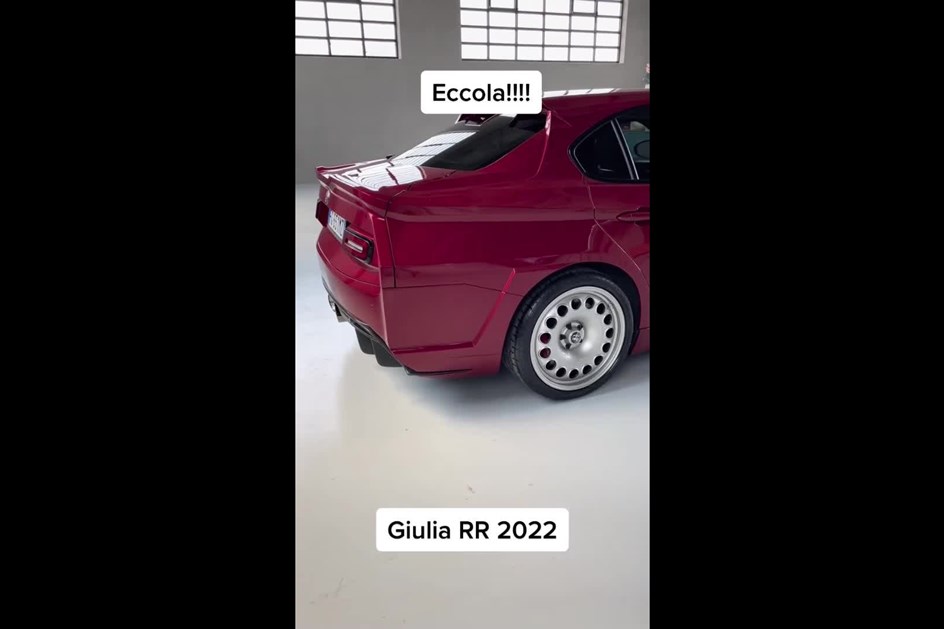 ErreErre Fuoriserie: Alfa Romeo Giulia Quadrifoglio regressa ao passado como 'retromod'