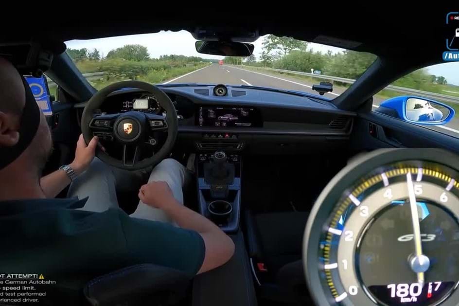 Poderoso: ouça o ''ronco'' do Porsche 911 GT3 a 320 km/hora na Alemanha