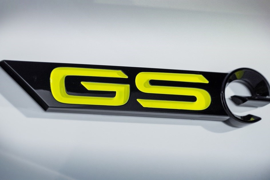 Regresso festejado: Opel dá nova vida ao GSe(léctrico)