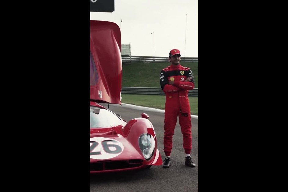 Ferrari 412P: Carlos Sainz guiou bólide de 20 milhões de euros em Fiorano