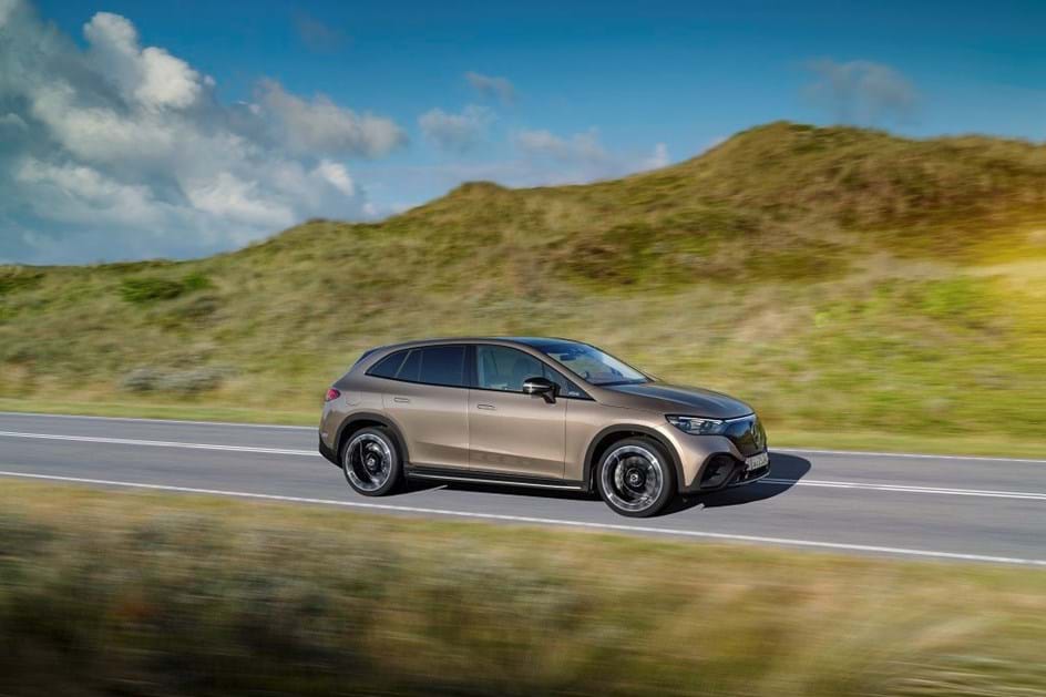 Mercedes EQE também já é SUV: autonomia chega aos 590 km