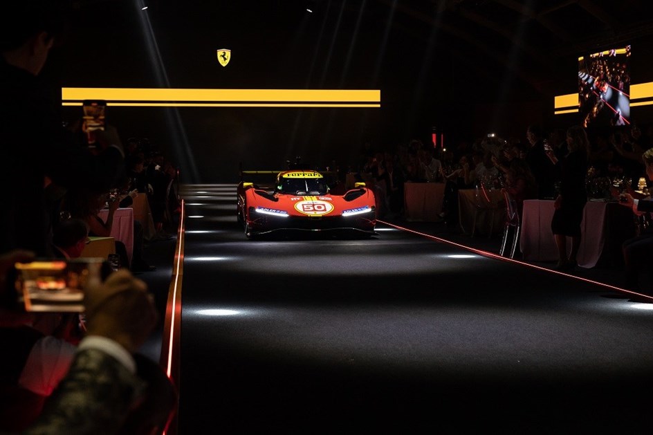 Ataque às 24 de Le Mans: Ferrari desvenda híbrido 499P