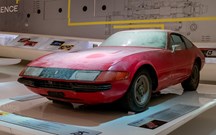 Peça de museu: Ferrari exibe 365 GTB/4 com poeira de 40 anos