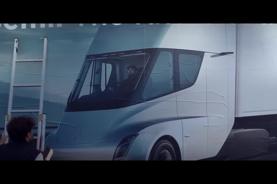 Renault goza com Semi Truck da Tesla