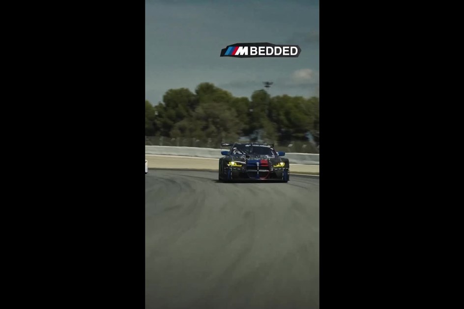 Oficial: Valentino Rossi corre em 2023 pela BMW M Motorsport