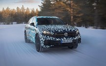 Mais ágil e tecnológico: novo VW Touareg em testes no Árctico