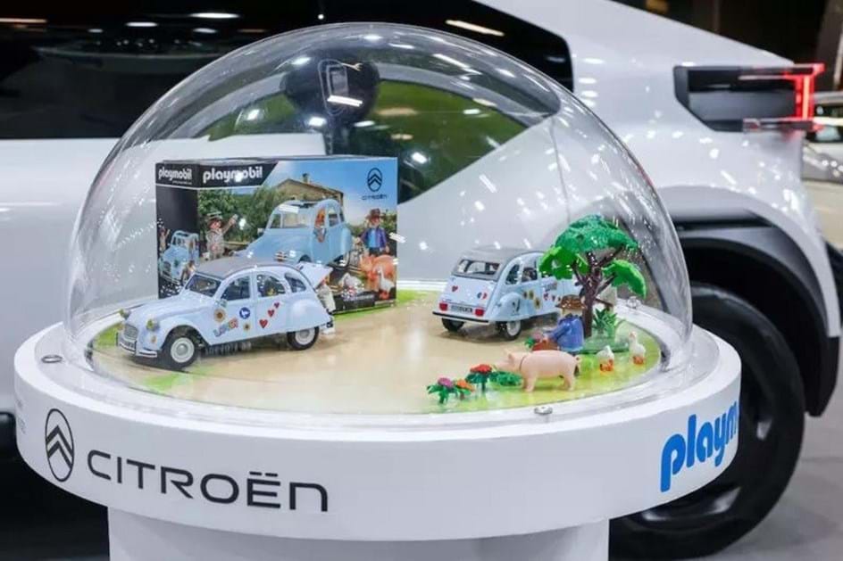 Citroën 2CV x Playmobil