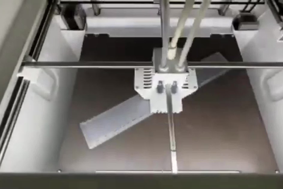 Ford já tem novo centro de impressão 3D para primeiro ''eléctrico'' europeu