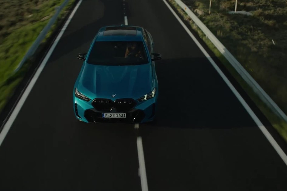 BMW X5 e X6 mais ''eléctricos''; híbrido 'plug-in' bate nos 490 cv