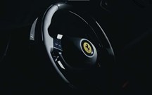 Novo Roma Spider: Ferrari lança aperitivo nas redes sociais antes da estreia