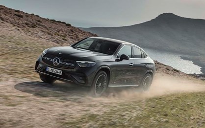 Mercedes GLC coupé está maior e mais electrificado