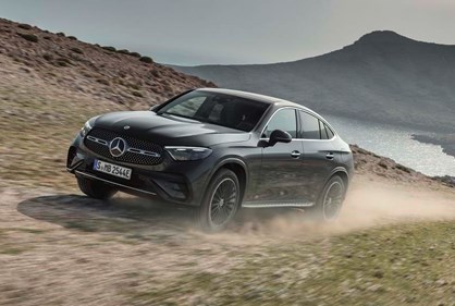 Mercedes GLC coupé está maior e mais electrificado