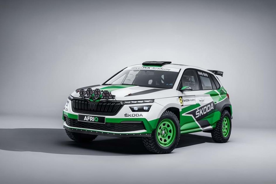 Azubi Car Um Skoda Enyaq Iv Nico Para N Madas Digitais Tome Nota Aquela M Quina