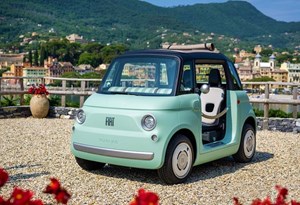 Refrescante: Fiat Topolino dá novo sentido ''eléctrico'' à 'dolce vita'
