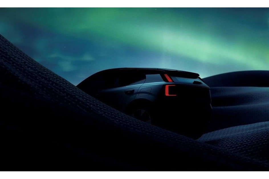 Volvo EX30 exibe o melhor do 'design' escandinavo… com ecrã à Tesla?!