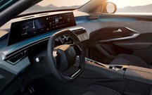 Metaformose total: novo Peugeot 3008 será 'fastback' eléctrico com 'i-Cockpit' panorâmico 
