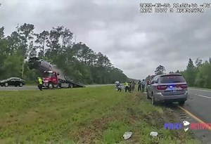 Despiste à 'Velocidade Furiosa': condutora levanta voo em rampa de reboque