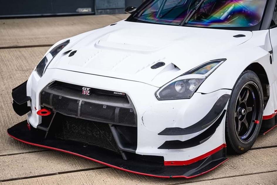 Nissan GT-R do filme “Gran Turismo” vai a leilão