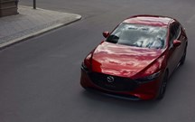 Mazda3 ganha actualizações na segurança activa e infoentretenimento