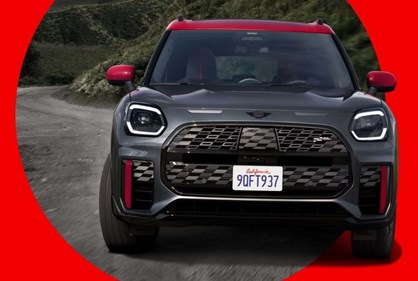 Vermelho a dar o tom: Mini Countryman JCW já se mostra nas redes sociais