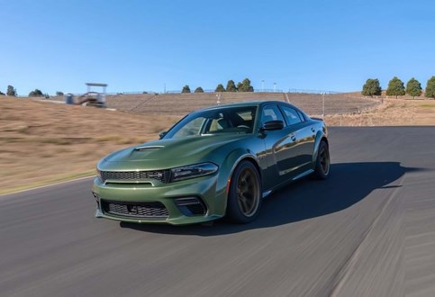 Dodge reforça série 'Last Call' com novos Charger e Challenger para a Europa