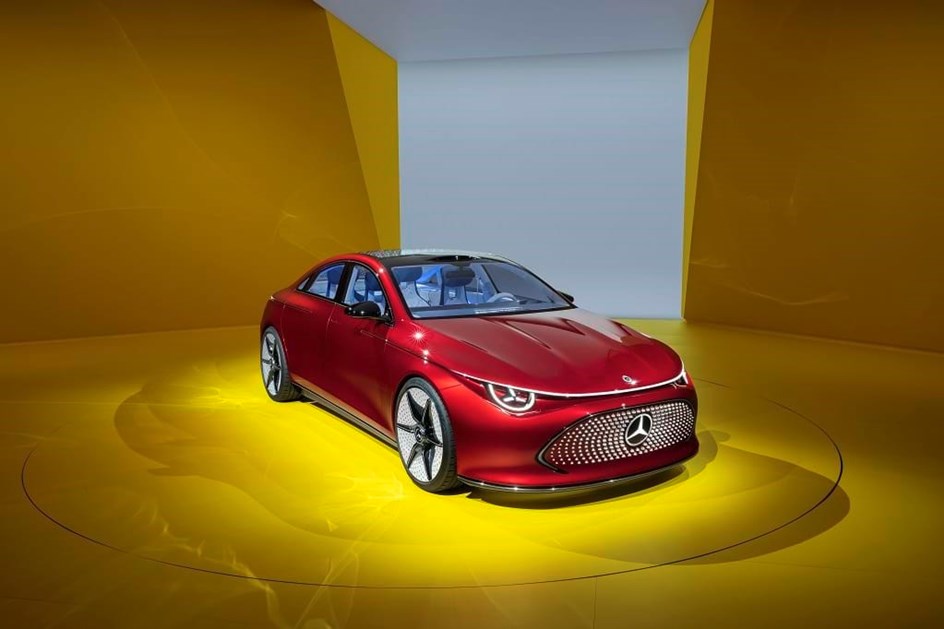 Mercedes Concept CLA dá tiro de partida para quatro ''eléctricos''