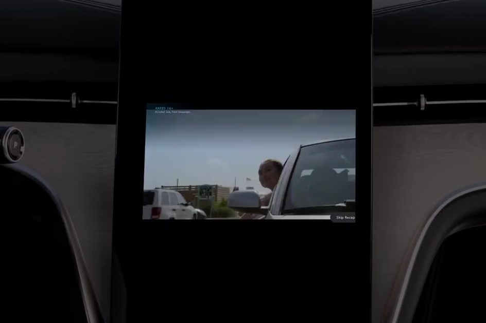 Volvo reforça multimédia com Prime Video e YouTube
