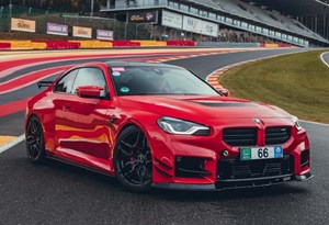 BMW M2 recebe tratamento nada discreto da AC Schnitzer