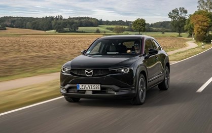MX-30 e-Skyactiv R-EV: já guiámos o híbrido 'plug-in' da Mazda