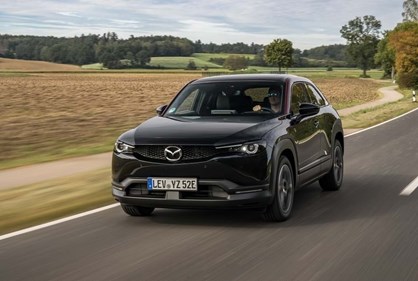 MX-30 e-Skyactiv R-EV: já guiámos o híbrido 'plug-in' da Mazda