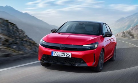 Gama reforçada: Opel Corsa também já é híbrido