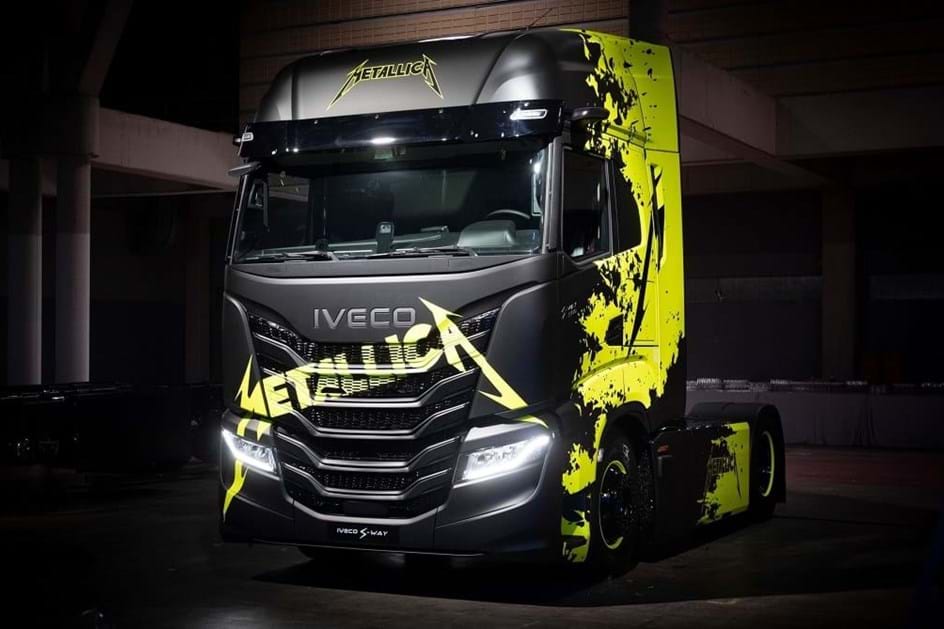 'Eléctricos' da Iveco transportam Metallica na digressão 'M72 World Tour'