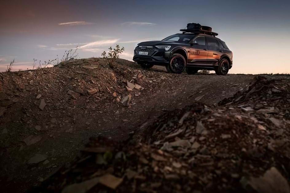 Audi Q8 e-tron edition Dakar: há carregadores eléctricos no deserto?