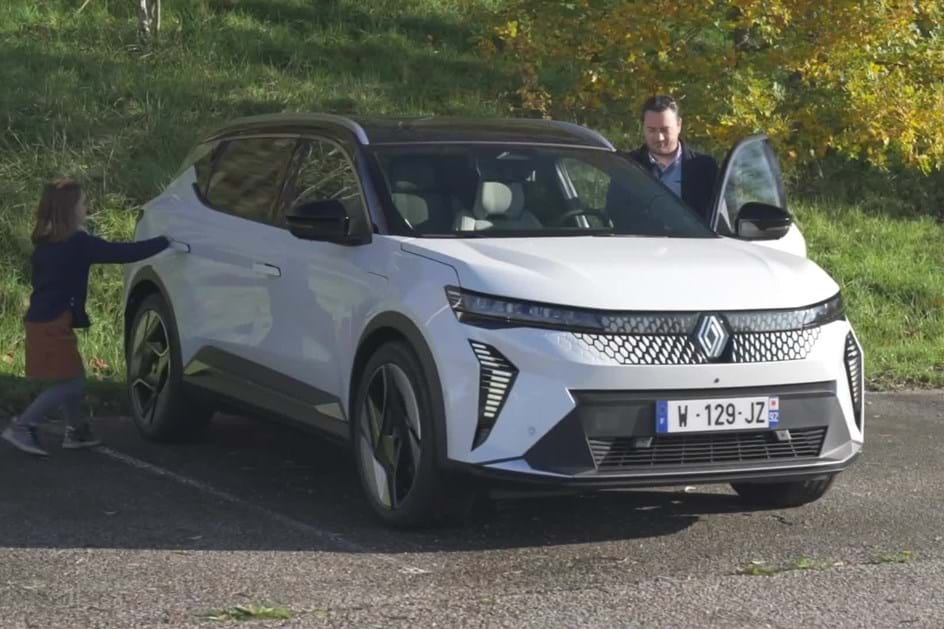 Tecto Solarbay controla temperatura a bordo nos novos Renault Scénic e Rafale