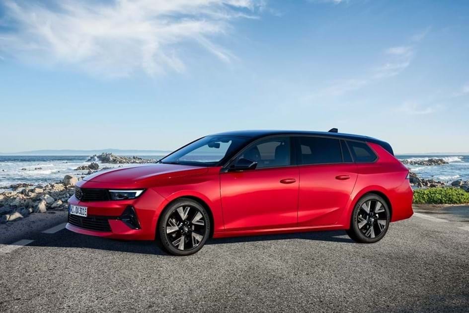 Opel Astra Sports Tourer Electric: preços revelados e encomendas abertas