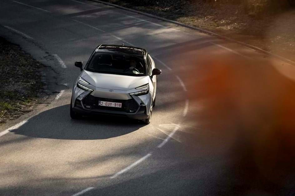 Toyota C-HR Plug-In Hybrid: perfil desportivo sem penalizar consumos
