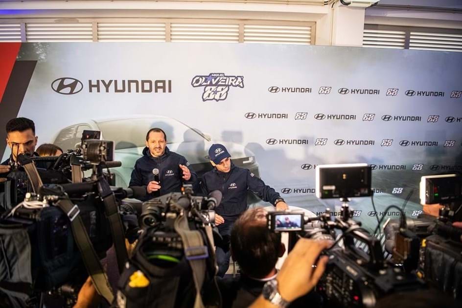 Prenda especial: Miguel Oliveira já tem novo Hyundai Ioniq 5 N