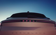 Opel Grandland está maior e mais electrizante