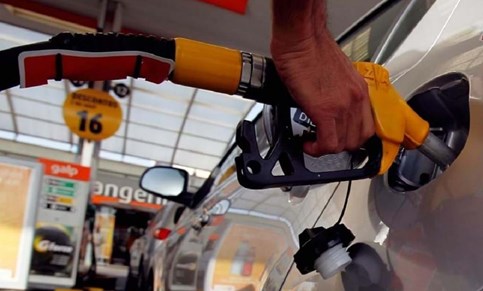 Boas notícias: preço dos combustíveis baixam na segunda-feira